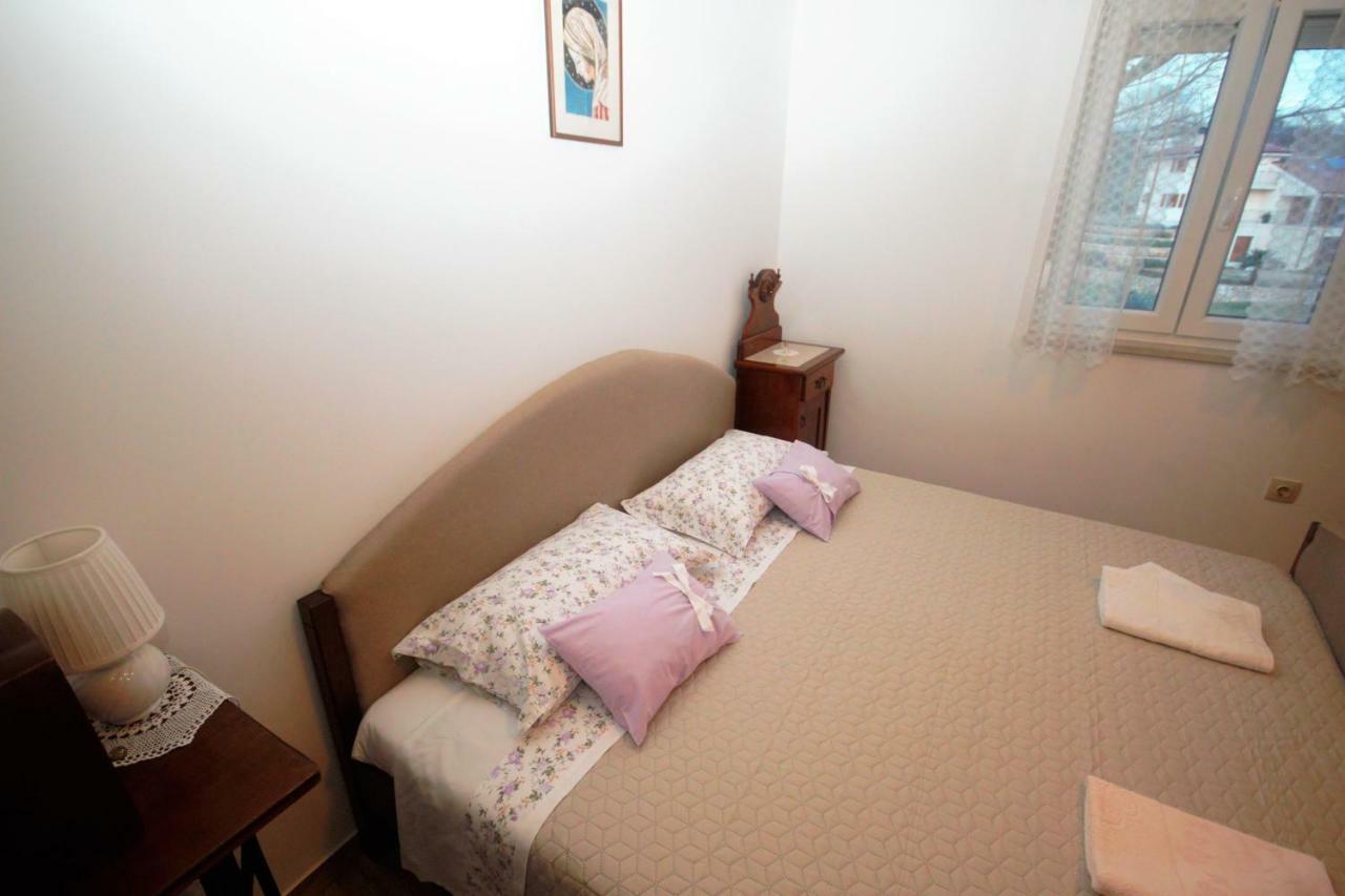 Apartments Cvelic Milovcic Malinska Εξωτερικό φωτογραφία
